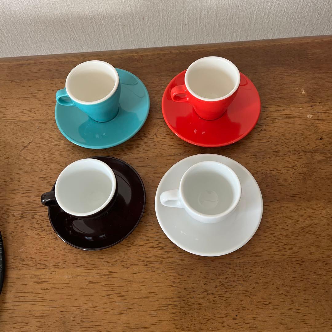 La pavoni Europiccolaとタンパーなどを含めたセット品