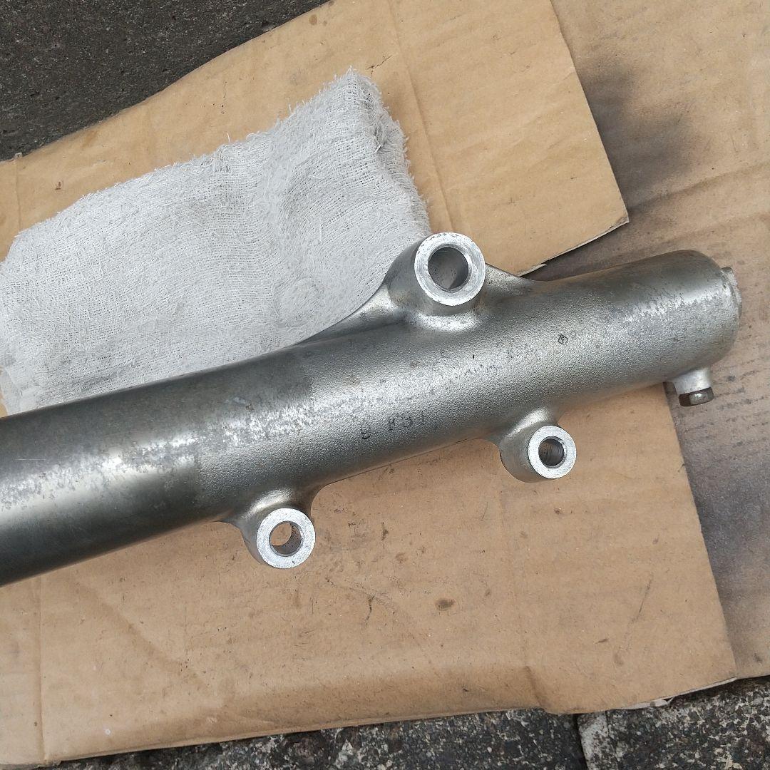 CRM80 フロントフォーク