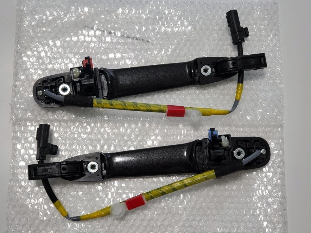 新品　LA400K(LA400A) コペンに　純正アウタードアハンドル　黒X07