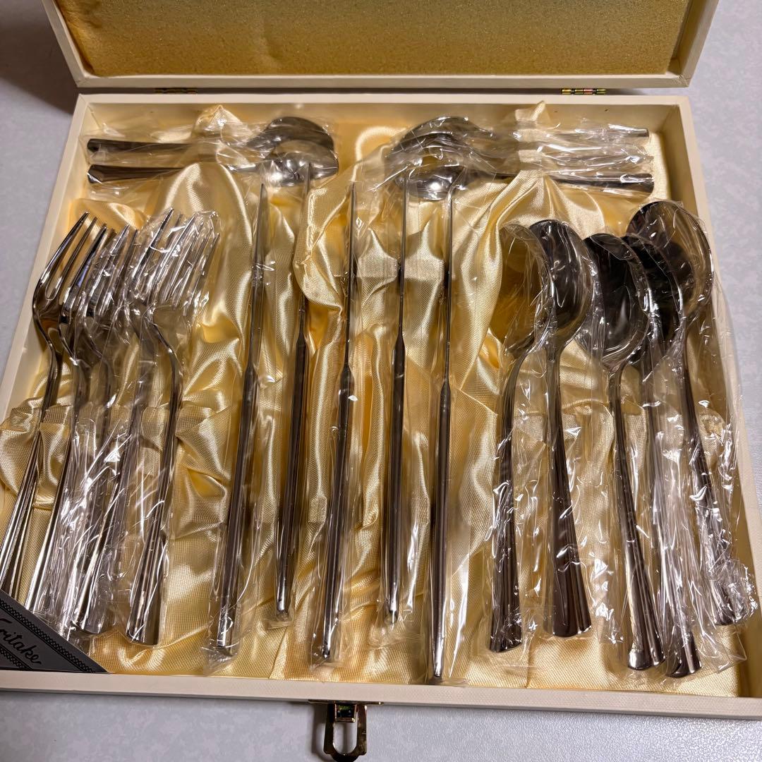 ★未使用　Noritakeカトラリーセット（シルクロード）20Pディナーセット★