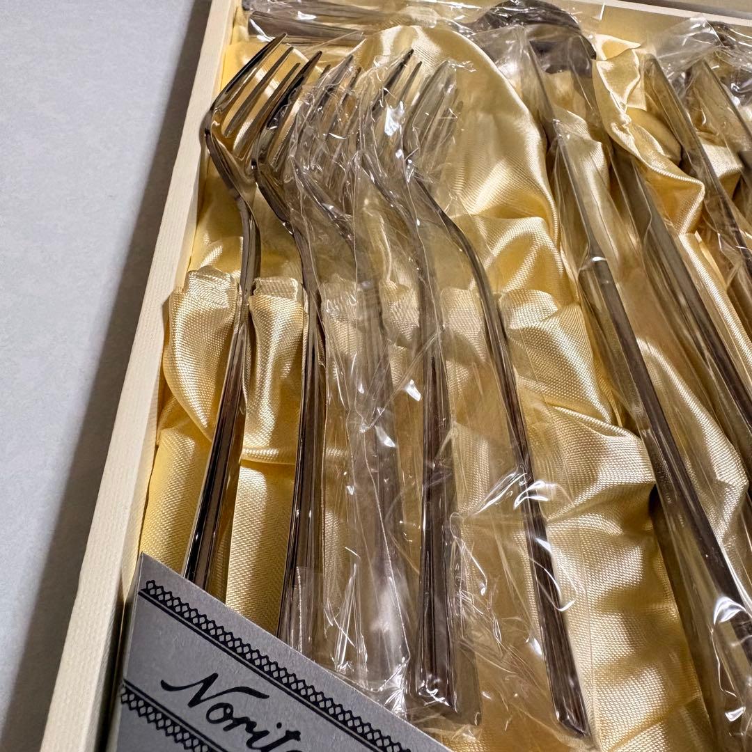 ★未使用　Noritakeカトラリーセット（シルクロード）20Pディナーセット★