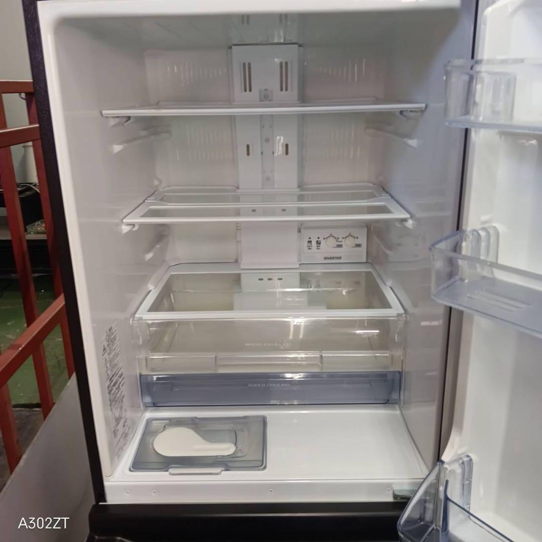 440 三菱大型冷蔵庫　300L強　小型　家庭用　右開き　自動製氷　ブラウン