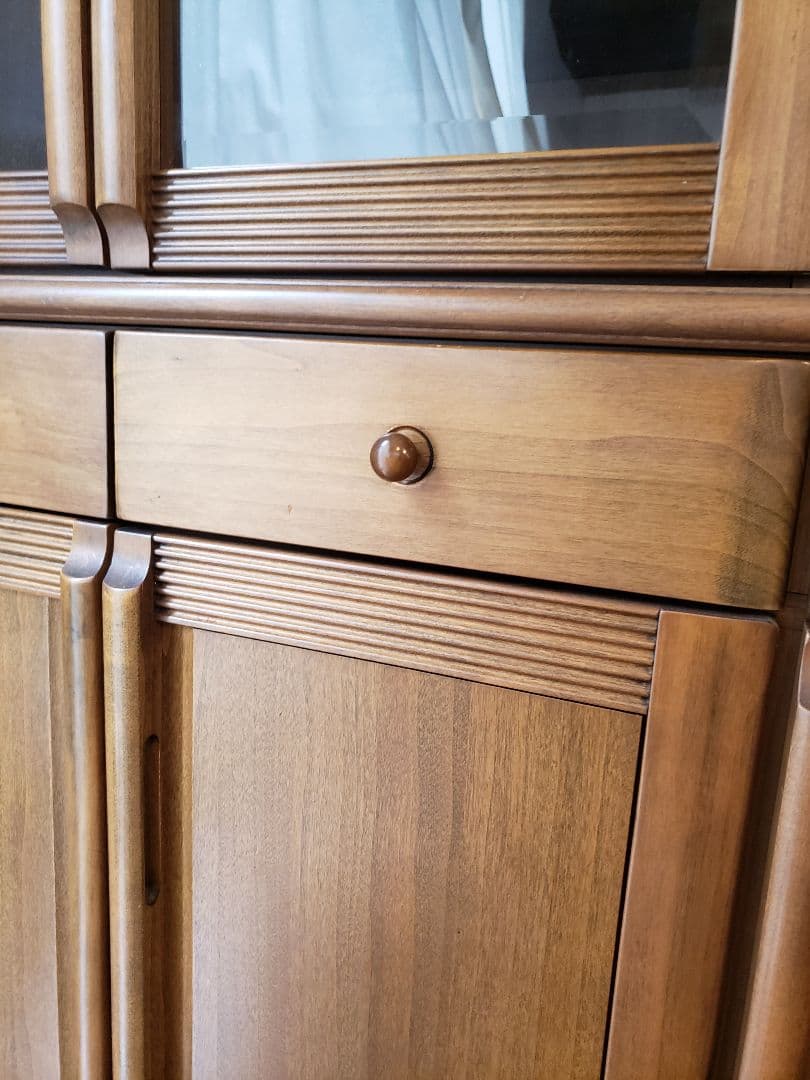 最終値下げ※井口家具※木製ブラウン食器棚 ガラス扉付き