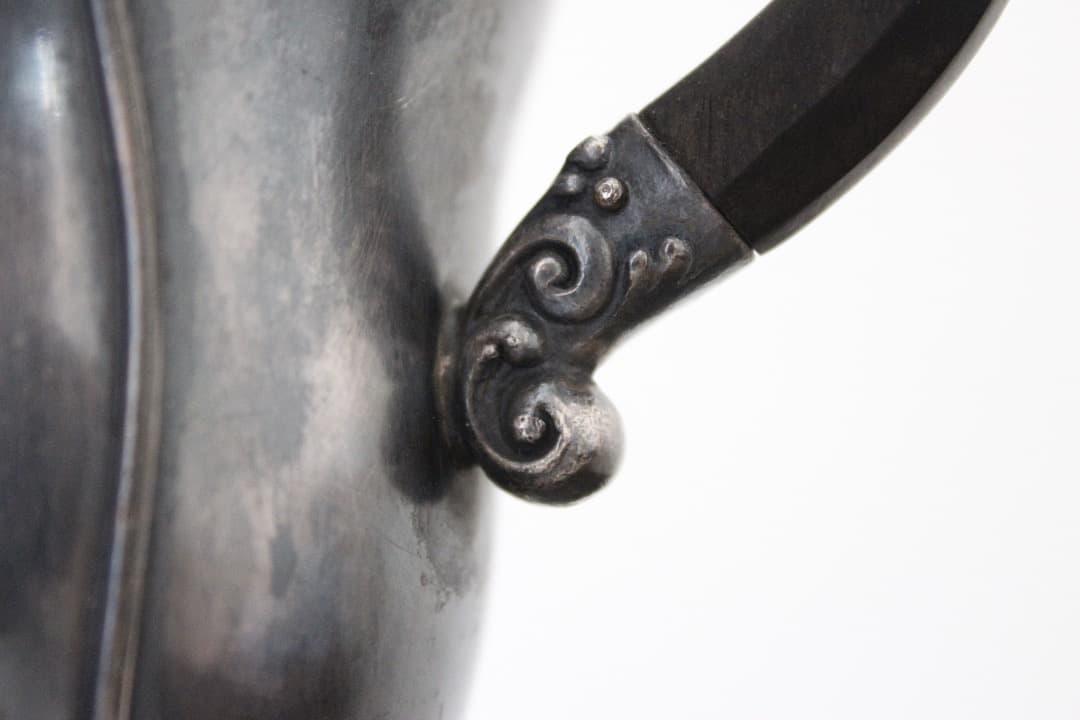 アンティーク　アール・ヌーヴォーデザイン　ポット・シュガーポット・クリーマー