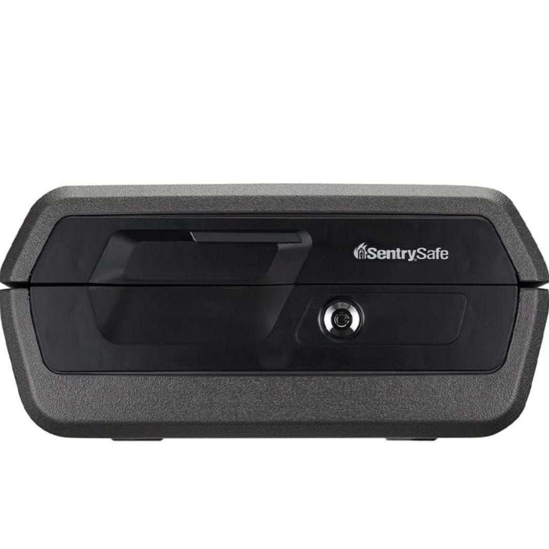 セントリー耐火防水金庫 CHW30200 A4対応 大容量 チェスト型　新品