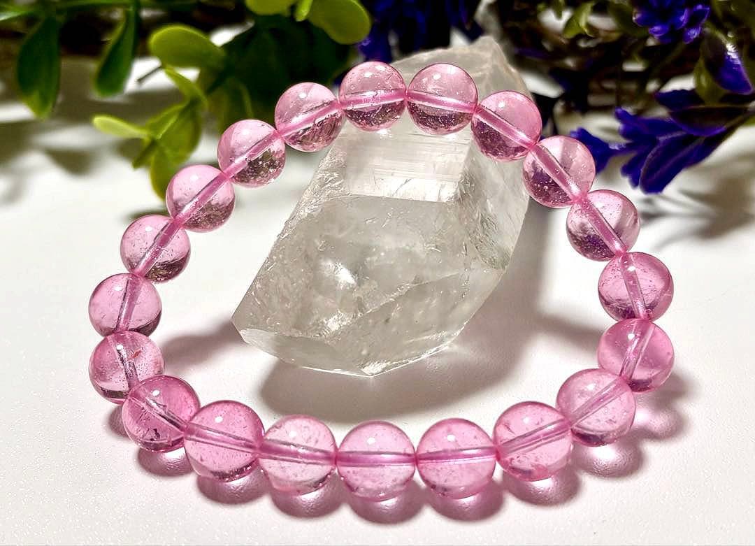 aki　大いなる幸運と愛を引き寄せるパワーストーン　タフィーピンクトパーズ