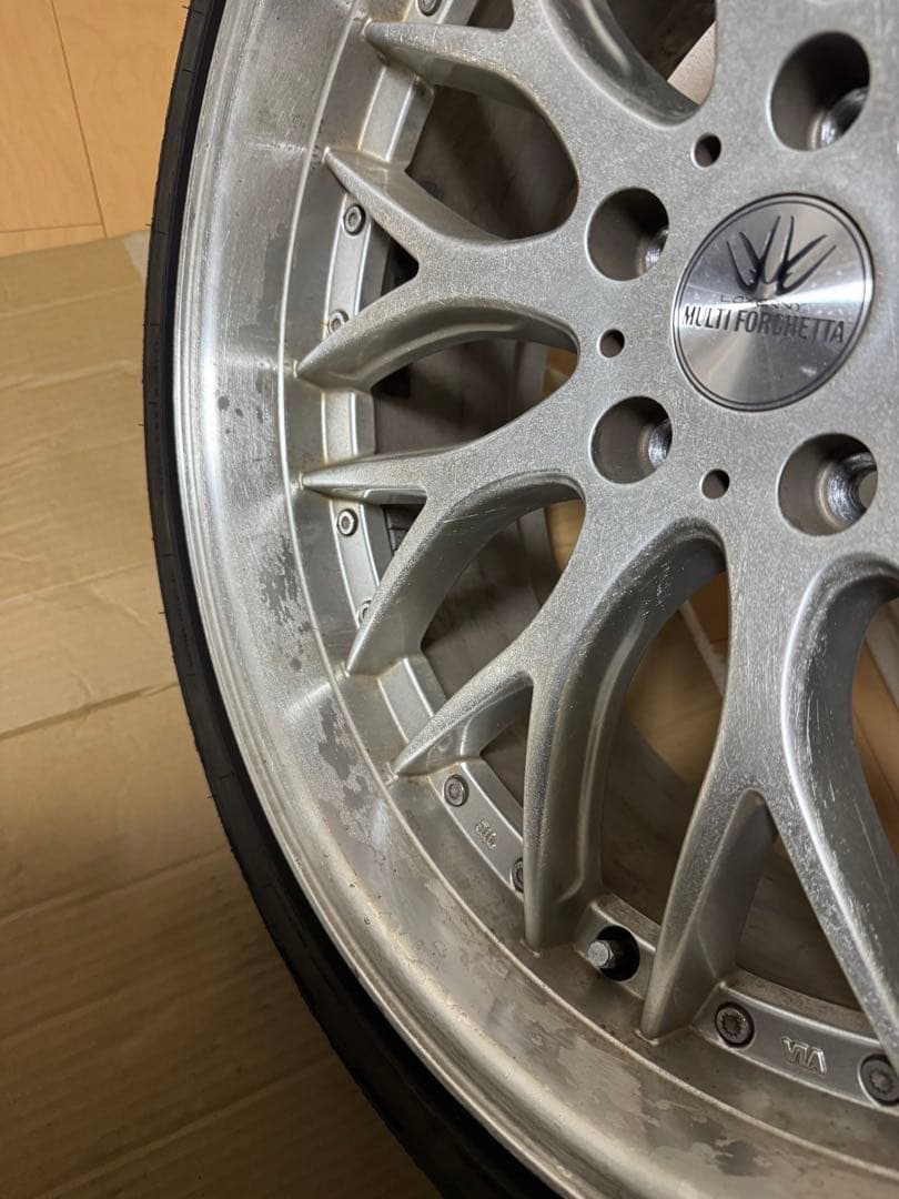 ロクサーニ・マルチフォルケッタ　20インチ　4本