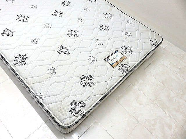 ＊*＊様 展示品　シモンズ ビューティレスト/ニューフィット クイーンサイズマッ