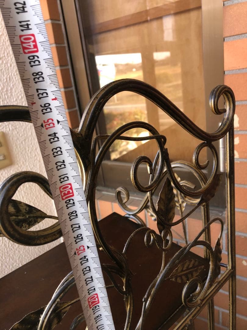 アイアンラック　アイアンスタンド　飾り棚　ディスプレイラック　アンティーク調