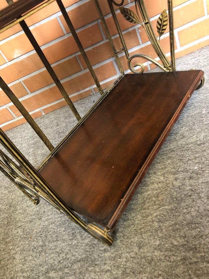 アイアンラック　アイアンスタンド　飾り棚　ディスプレイラック　アンティーク調