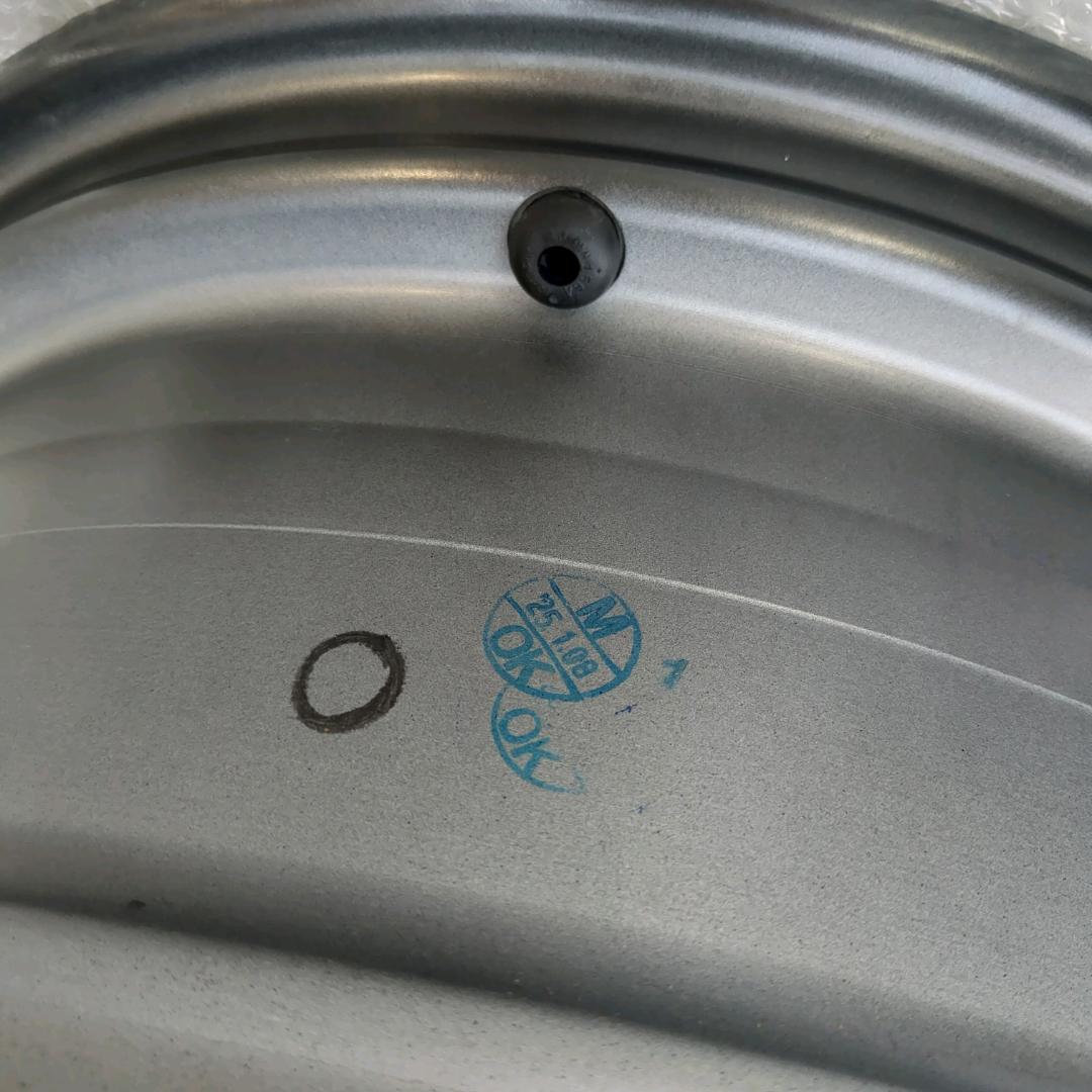 *1（4本で69,000円送料込）８０系ハリアーGグレード純正アルミホイール