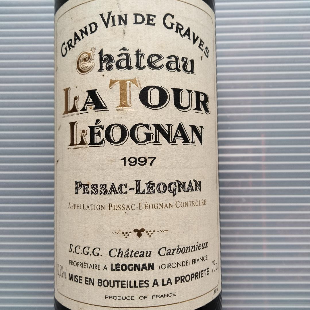 Château La Tour Léognan 1997 750mL