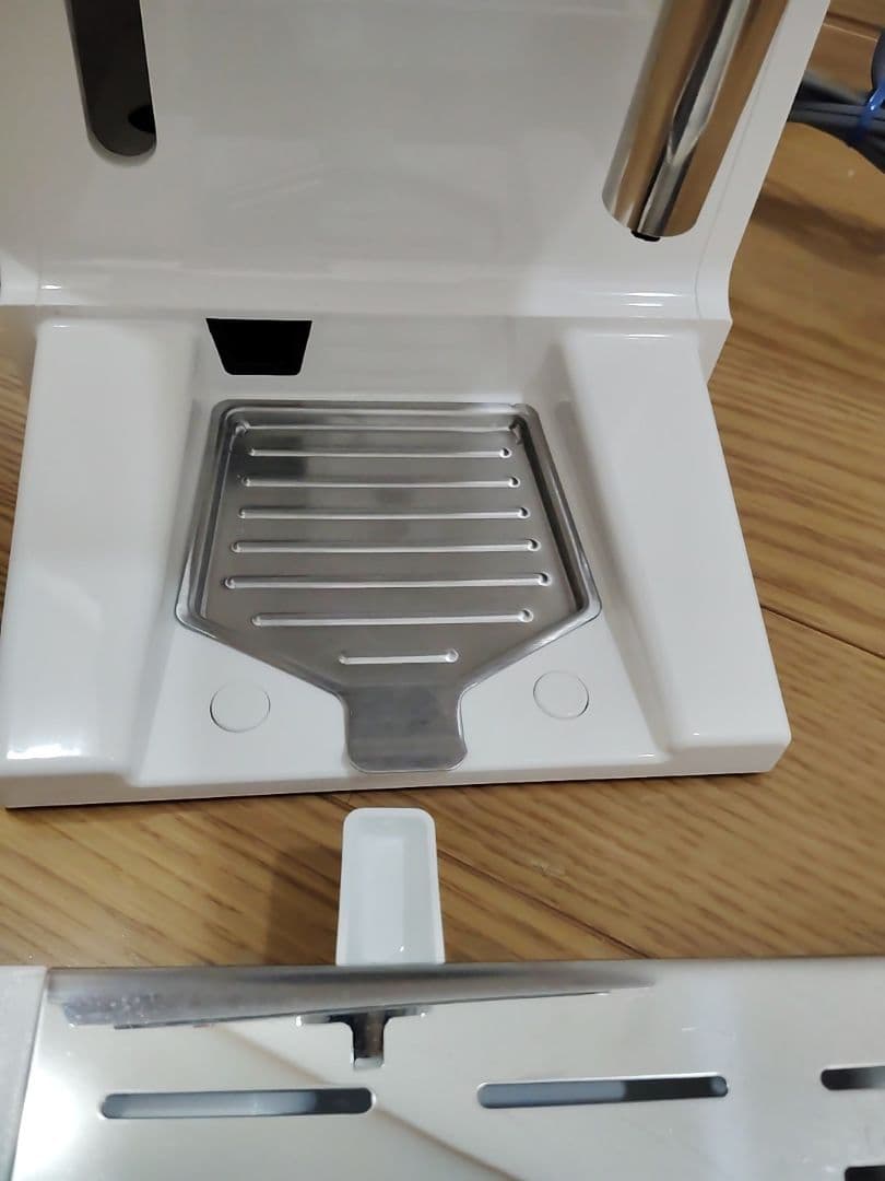 【極美品・未使用級✨️】デロンギ エスプレッソマシン ECP3220J 動作良好