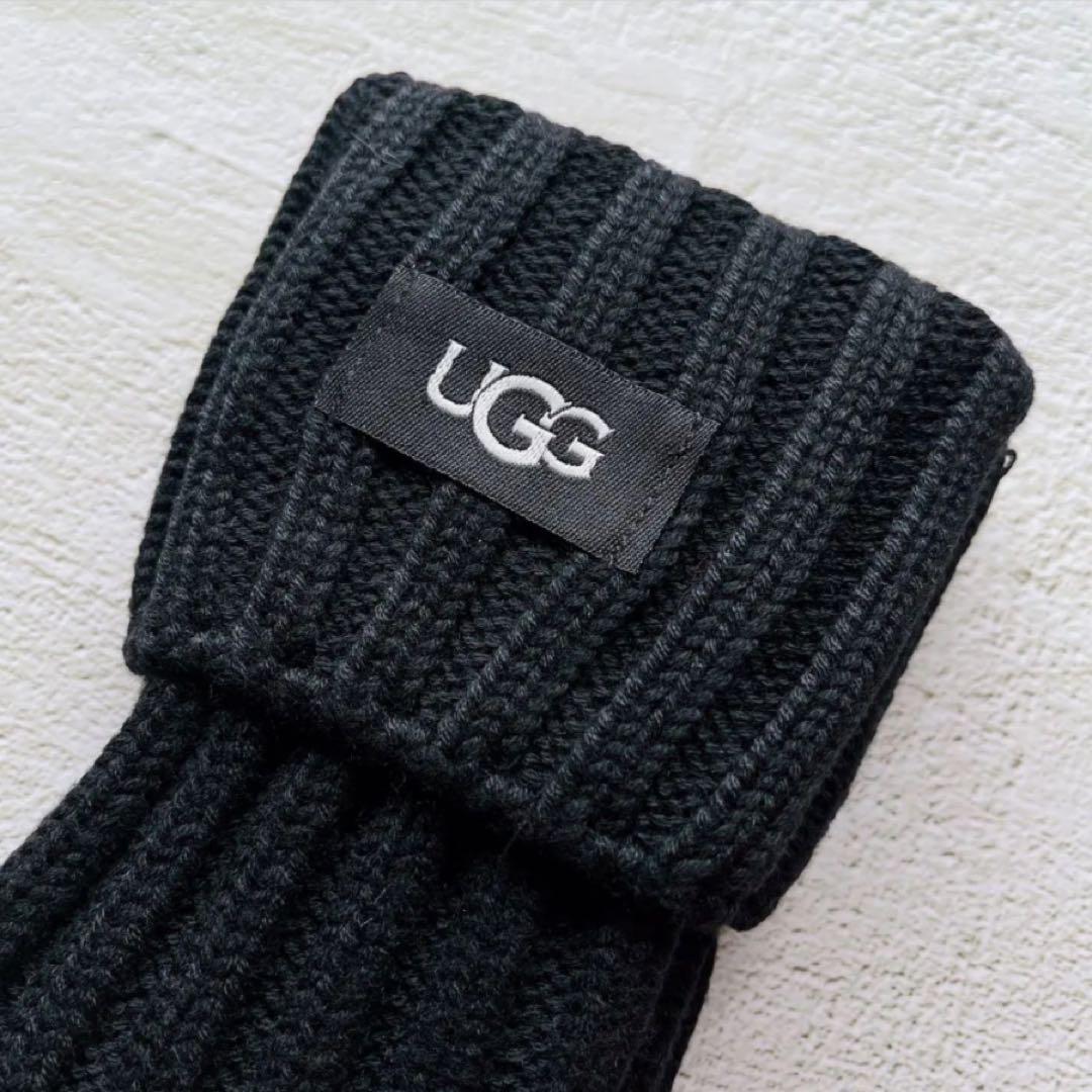 【新品未使用】UGG フィンガーレス 手袋 ブラック
