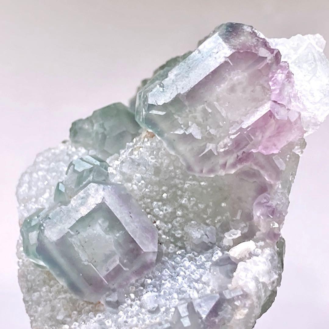 バ*チ様 『永春』　フローライト　蛍石　原石　鉱物標本　天然石　162