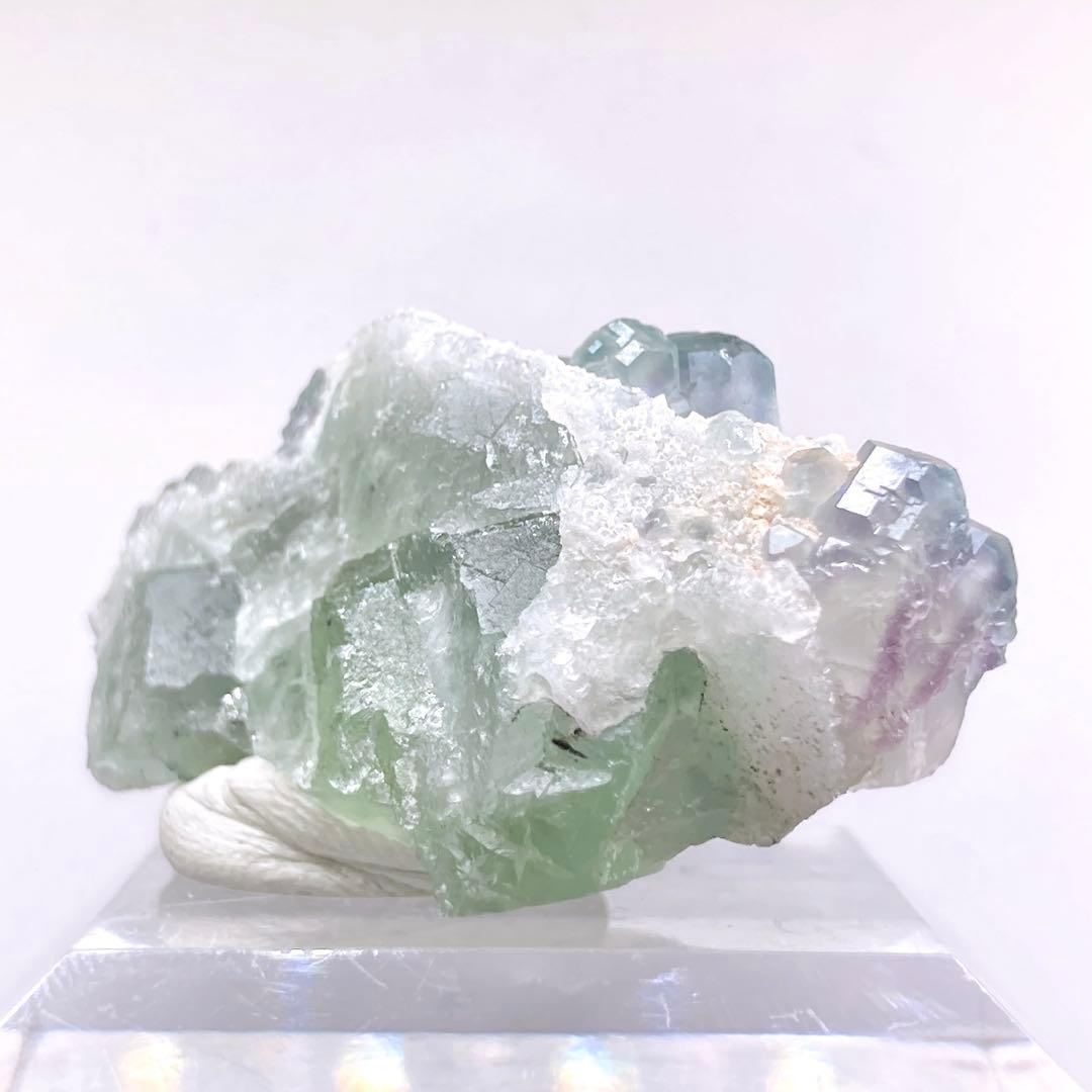 バ*チ様 『永春』　フローライト　蛍石　原石　鉱物標本　天然石　162