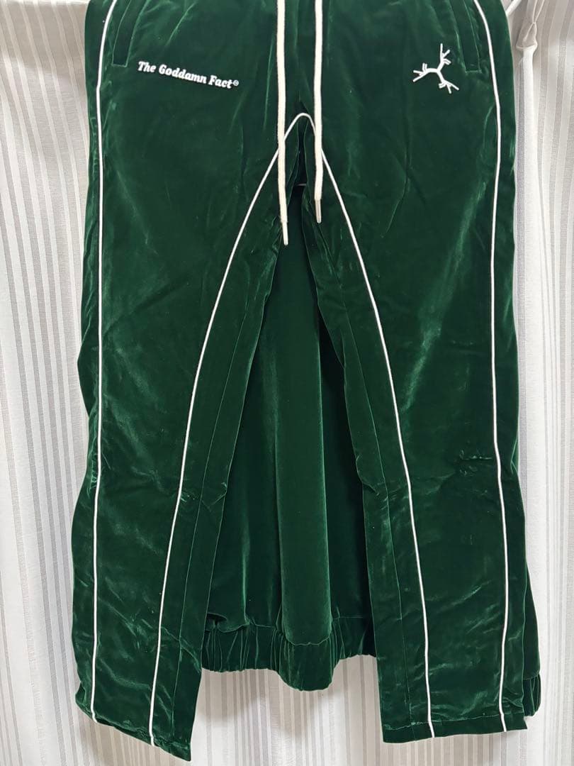 ベロア セットアップ　グリーン　Sサイズ