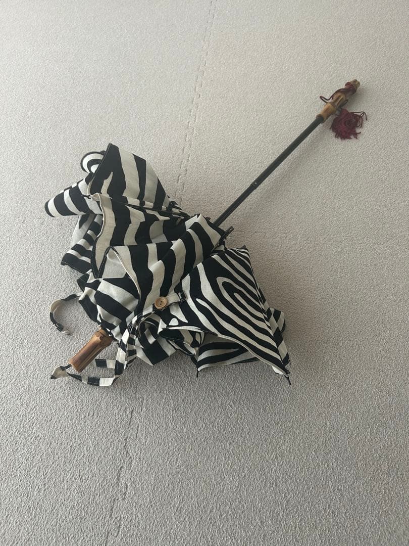 傳 tutaee(ツタエ)　ツタエノヒガサ　折り畳み日傘　***即購入可能***