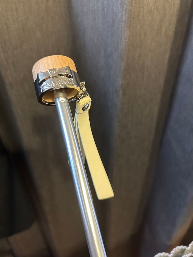 Nina Ricci 花柄レース 折りたたみ日傘　晴雨兼用　キャラウェイ