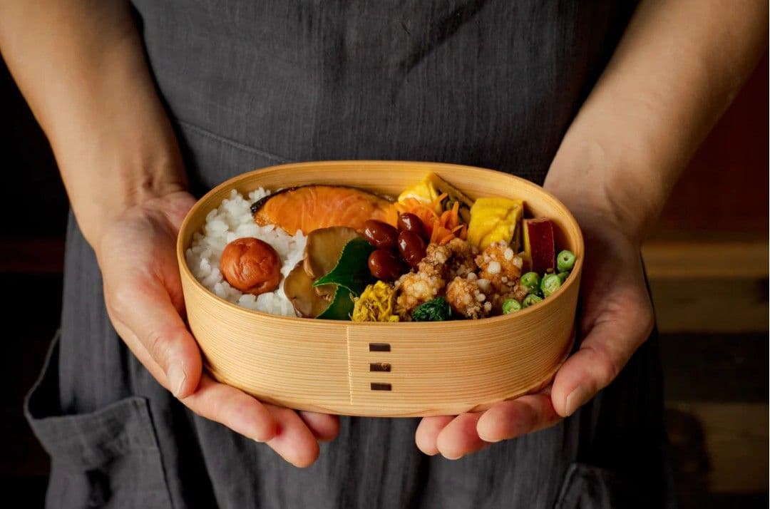 【新品未開封】大館工芸社 小判弁当(中) 曲げわっぱ