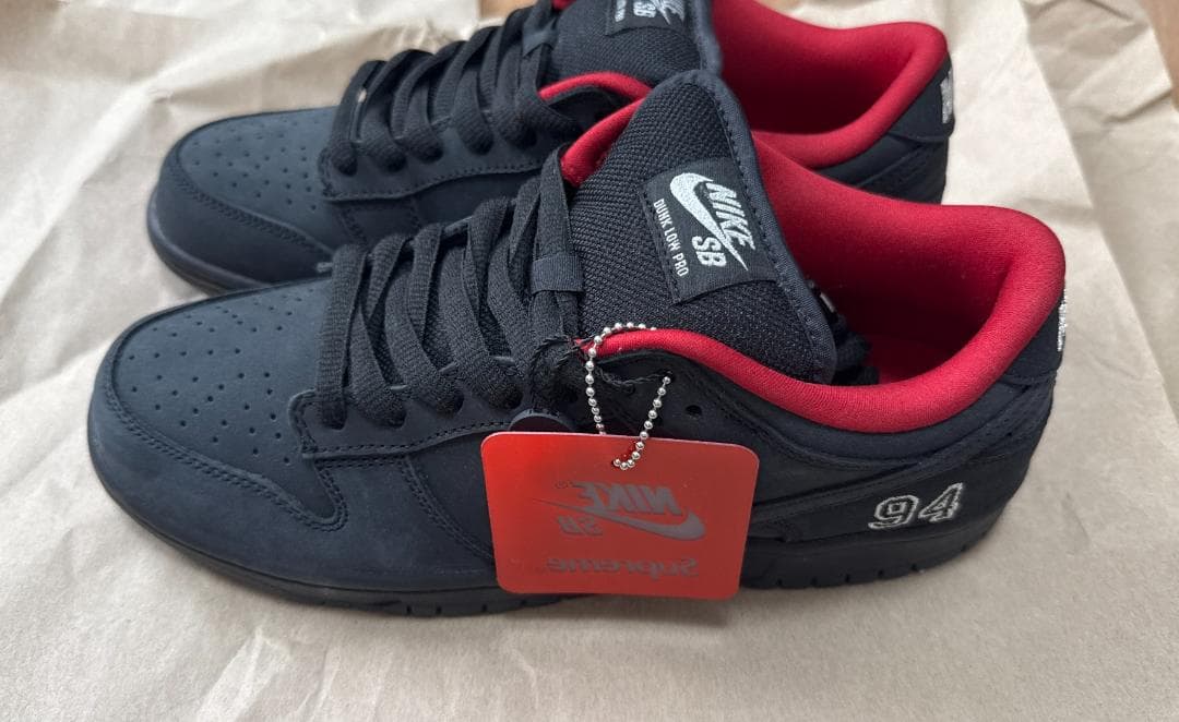 Supreme × Nike SB Dunk Low Black ２７．０