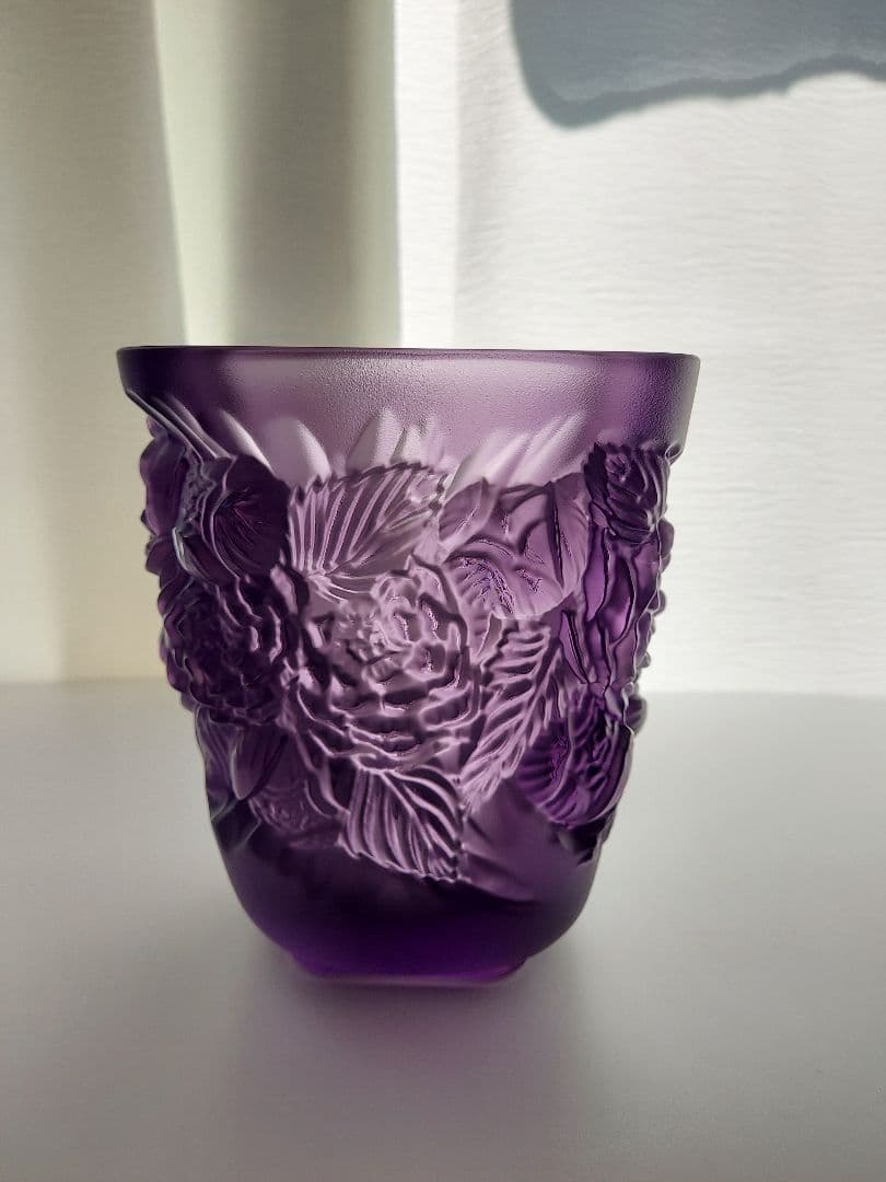 LALIQUE ベース　ピヴォワーヌ　パープルガラス工芸　アール・ヌーヴォー