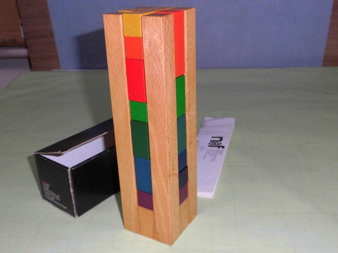 ネフ社　Naef canpanile カンパニーレ　詰め込みパズル