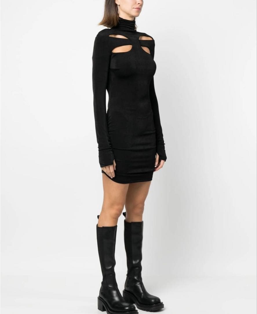 【値下げ】MISBHV ブラック カットアウト タートルネック ワンピース
