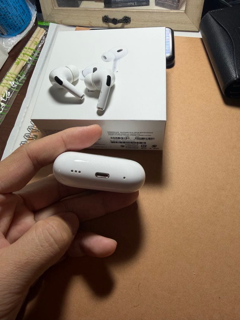 イヤホン Apple AirPods Pro 2. MQD83J/A