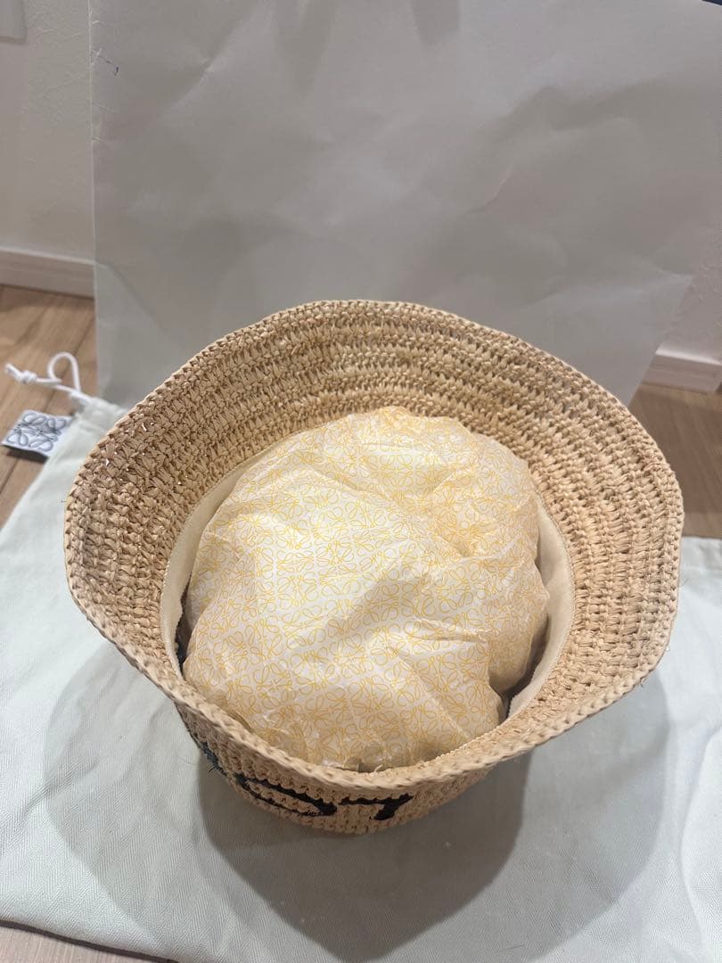 最終値下げ　LOEWE バケットハットラフィア