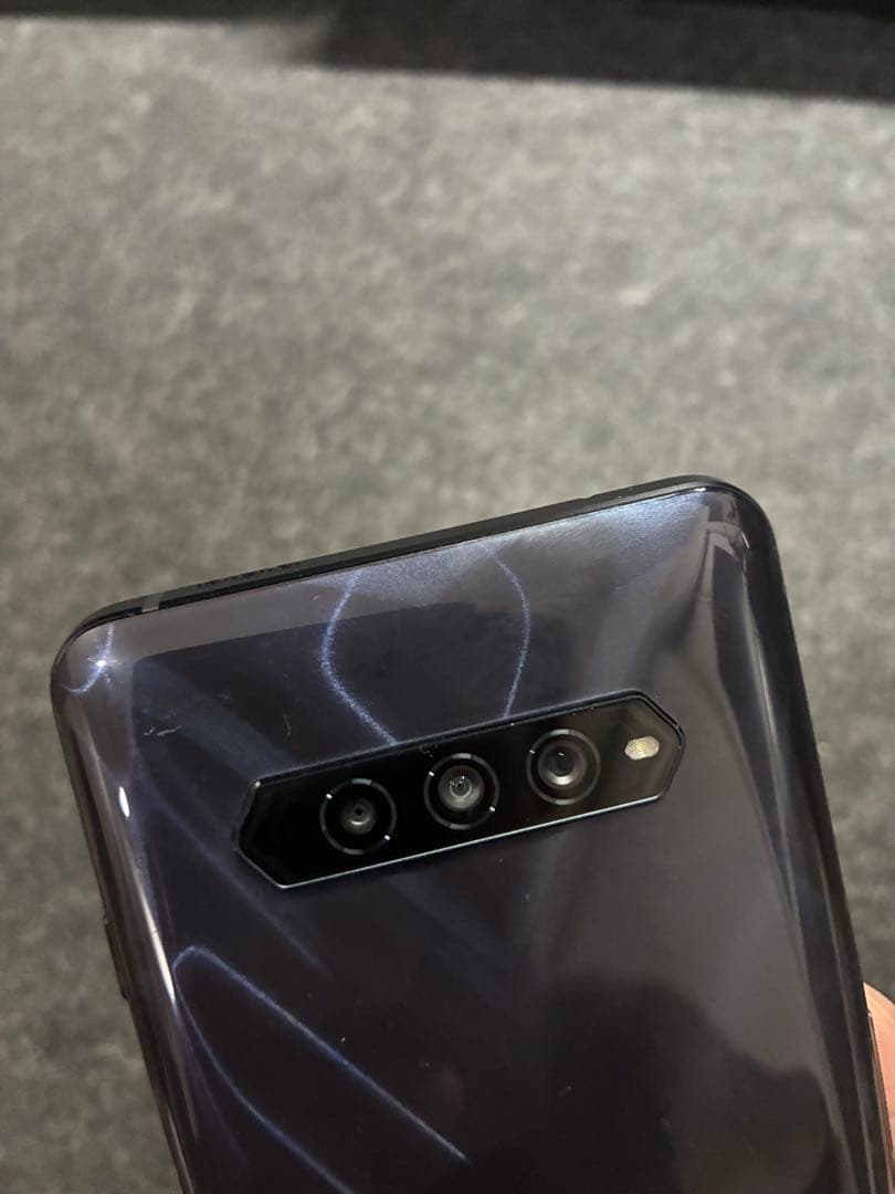 Black Shark4別売イヤホン付　原神プレイにXiaomi Android