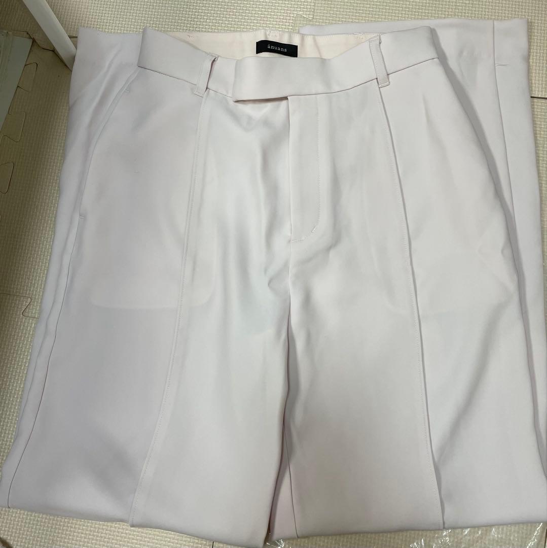 【新品タグ付き】anuansダブルサテンストレートパンツ