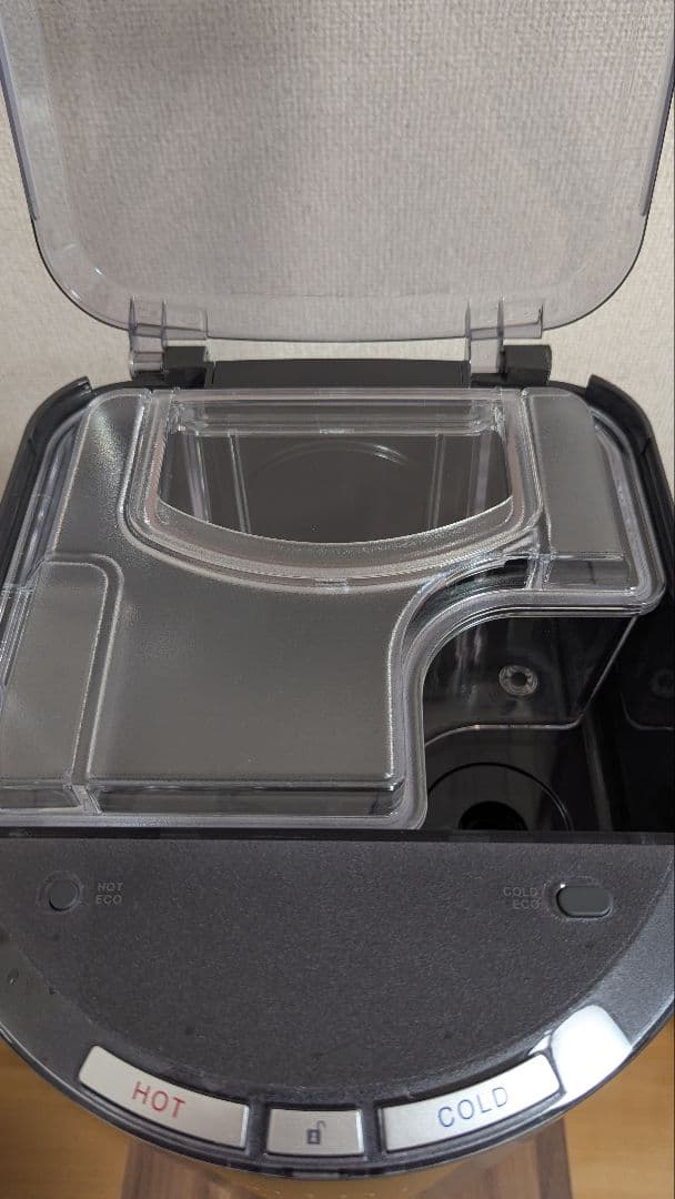 ☆はむ様☆エブリィフレシャスミニ　ウォーターサーバー＆カートリッジ３本