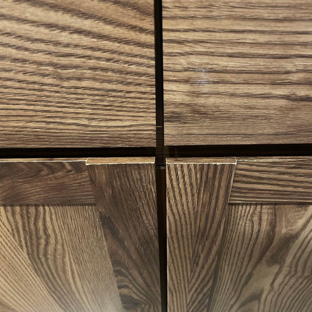 ウォールナット色　キッチンボード