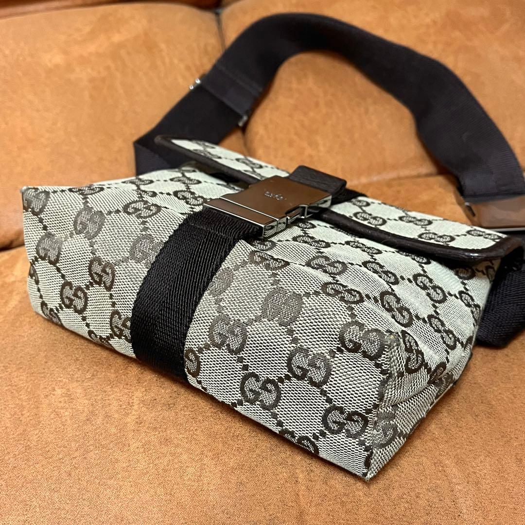 GUCCI グッチ GG柄 ボディバッグ　ウエストポーチ 131236