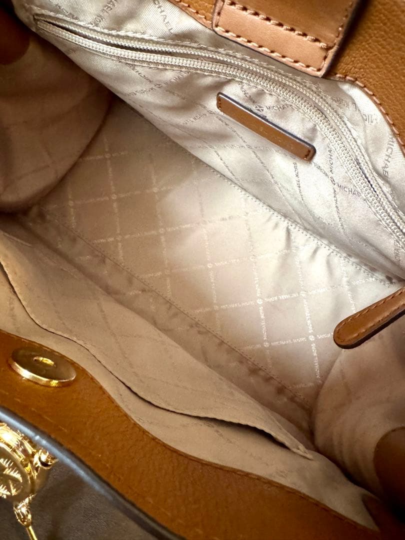 美品✴︎MICHAEL KORS HAMILTON サッチェル MKシグネチャーM