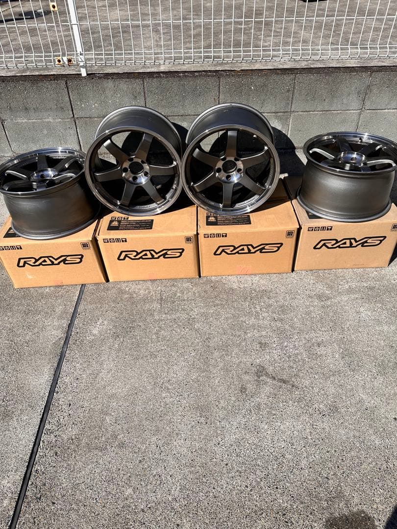 RAYS TE37 SL 18インチ ブラックホイール 4本セット