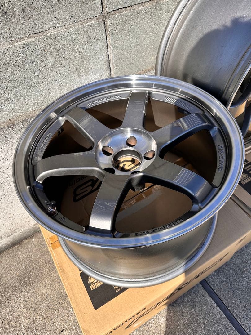 RAYS TE37 SL 18インチ ブラックホイール 4本セット