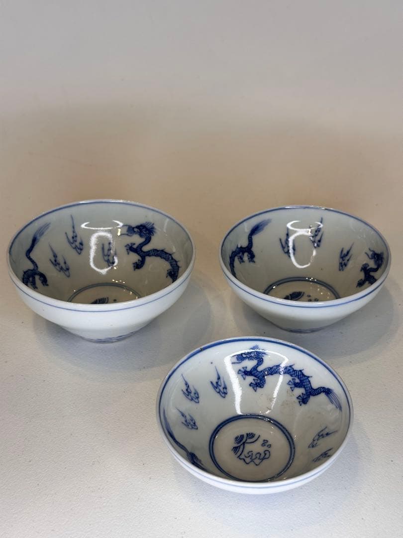 中国 大清雍正年製款 青花染付 龍文 湯呑 三客 サイズ違い アンティーク