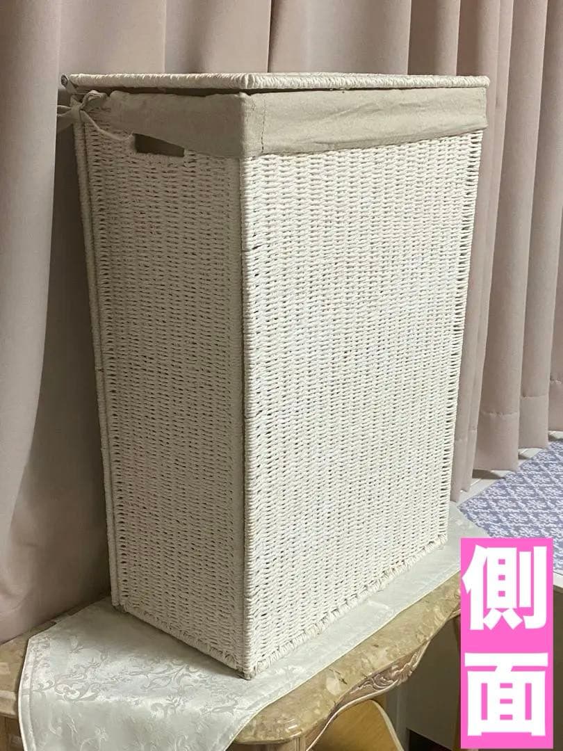 ホワイト ラタン調　ランドリーバスケット♦️ZARA♦️折り畳み可♦️送料込