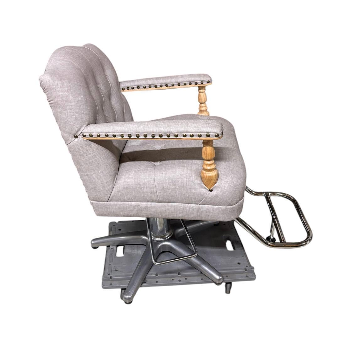 mateli design バーバーチェア 美容室　椅子　スタイリングチェア