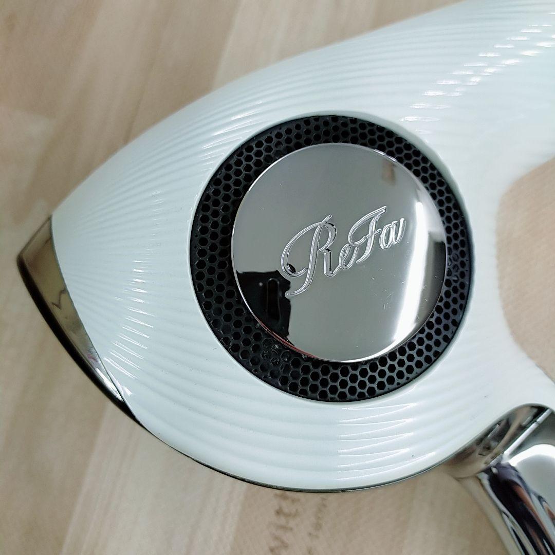 ほぼ未使用○ノズル付き Refa リファ ビューティック ドライヤー MTG