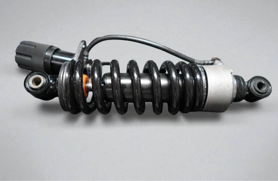 TW200ローダウンサス　50ｍｍダウン程度　プリロード調整可能　320mm