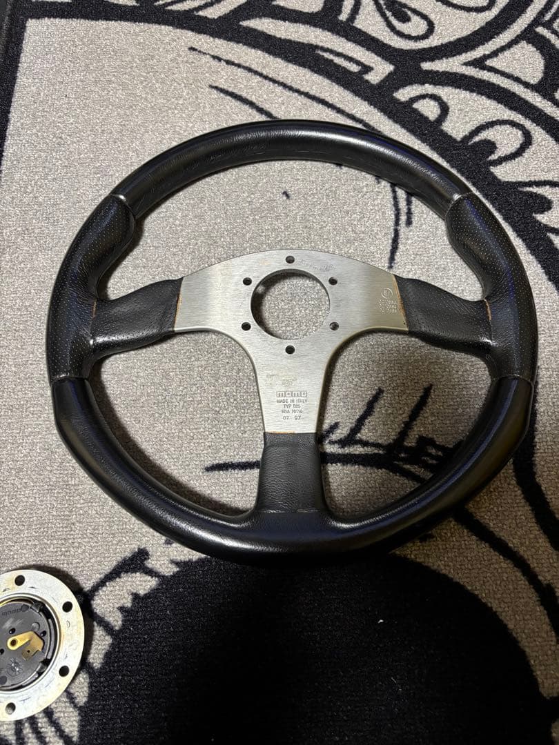 MOMO RACE ステアリングホイール 350mm