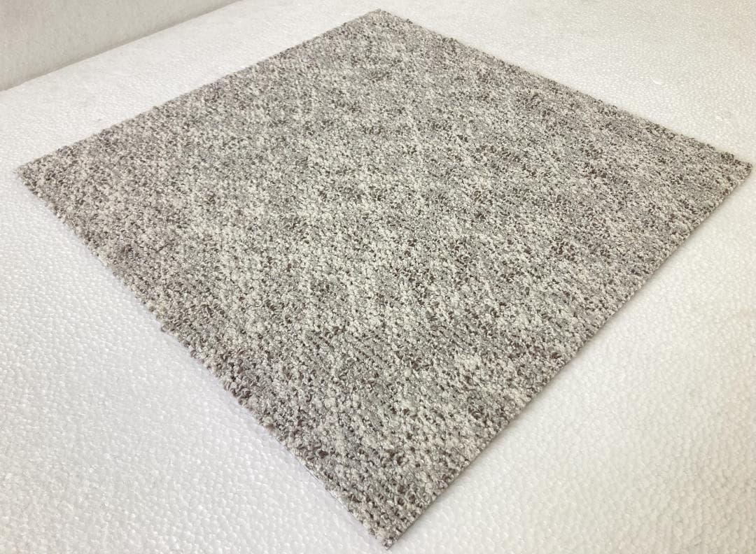 mill3050　タイルカーペット７２枚　新品・未使用　国内メーカー