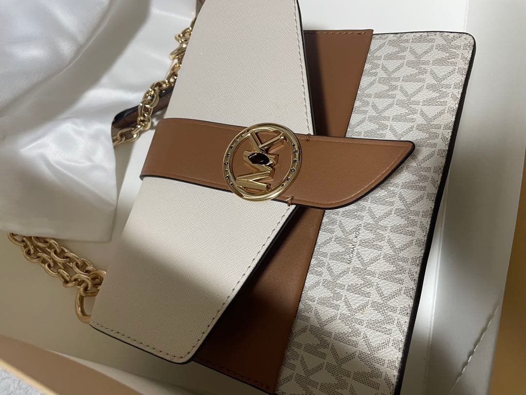 【ざちゃん】MICHEAL KORS ショルダーバッグ