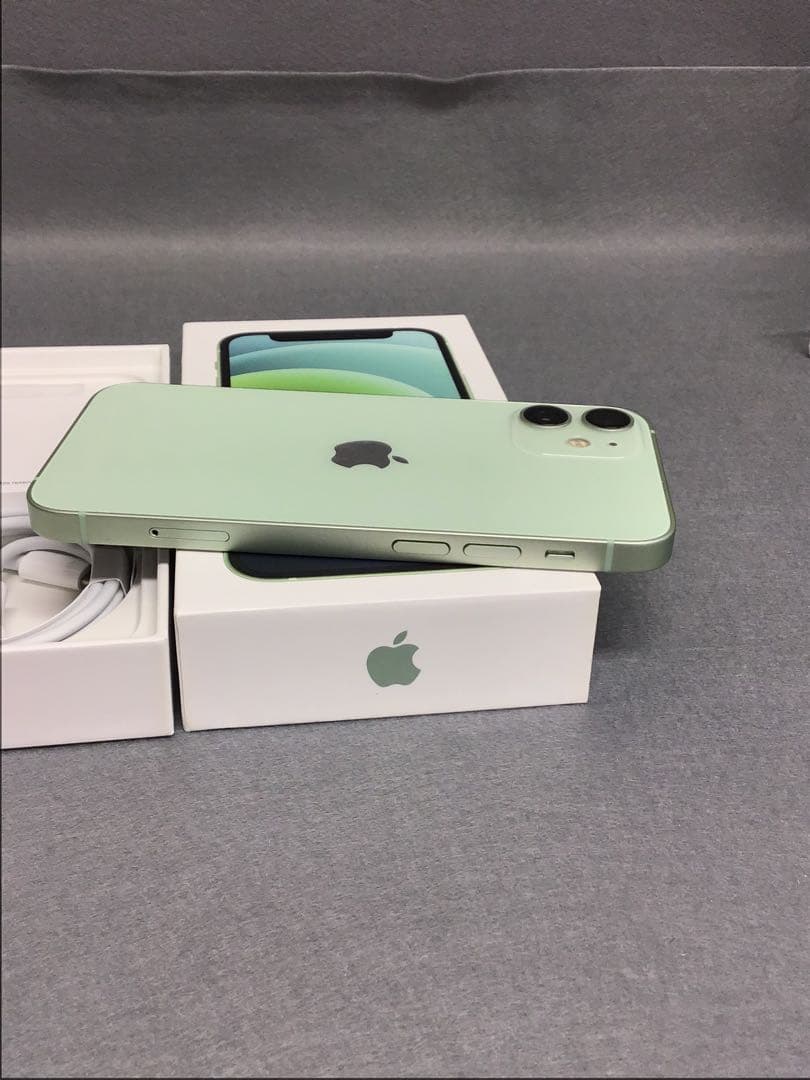 超美品 国内版 SIMフリー　iPhone12mini 64GB グリーン色