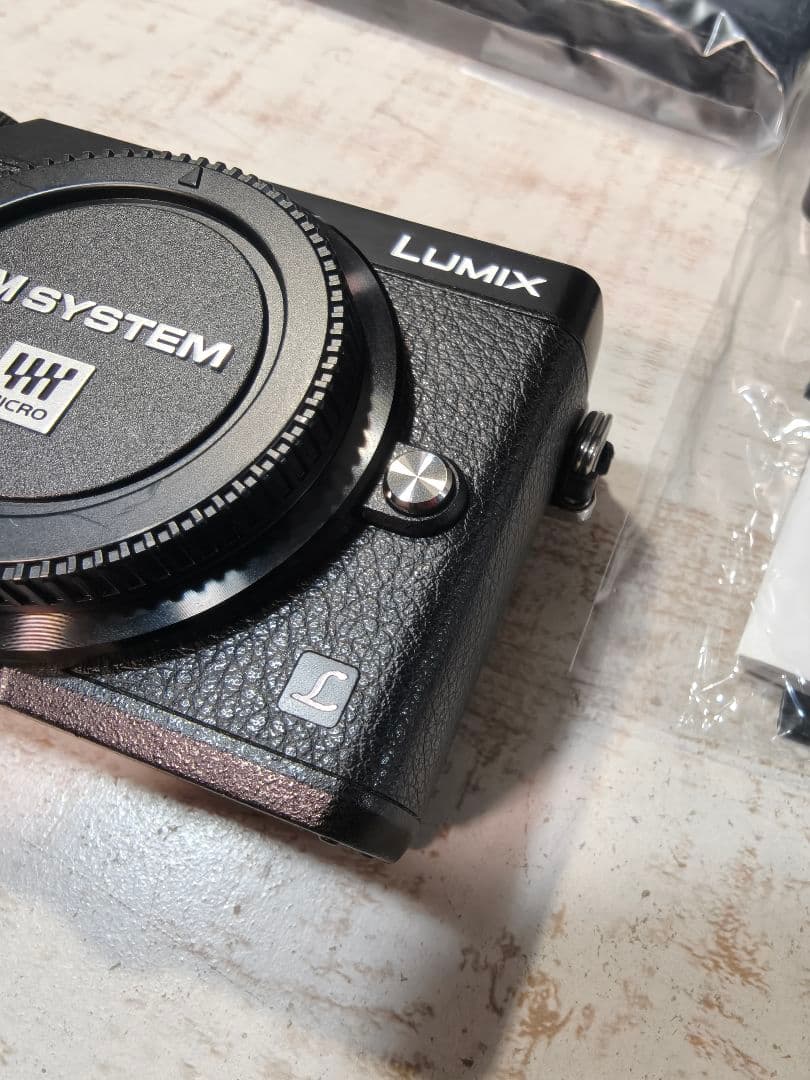 LUMIX DMC-GX7MK2 シャッター回数1070