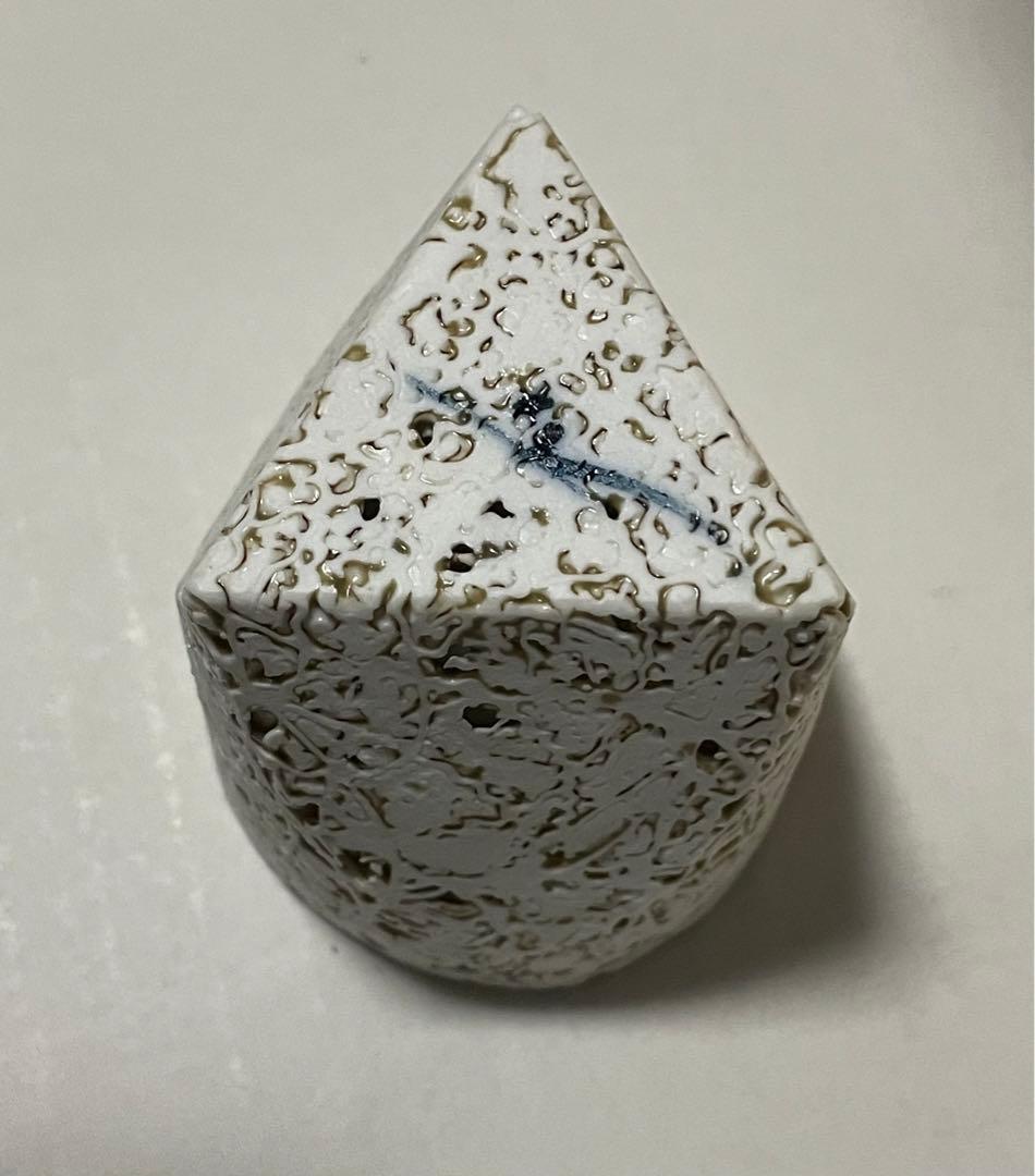 長江重和　釉彩薄層のかたち