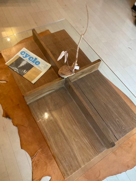 家具屋さんのローテーブル　美品